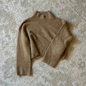 Women's Cropped Wool Sweater